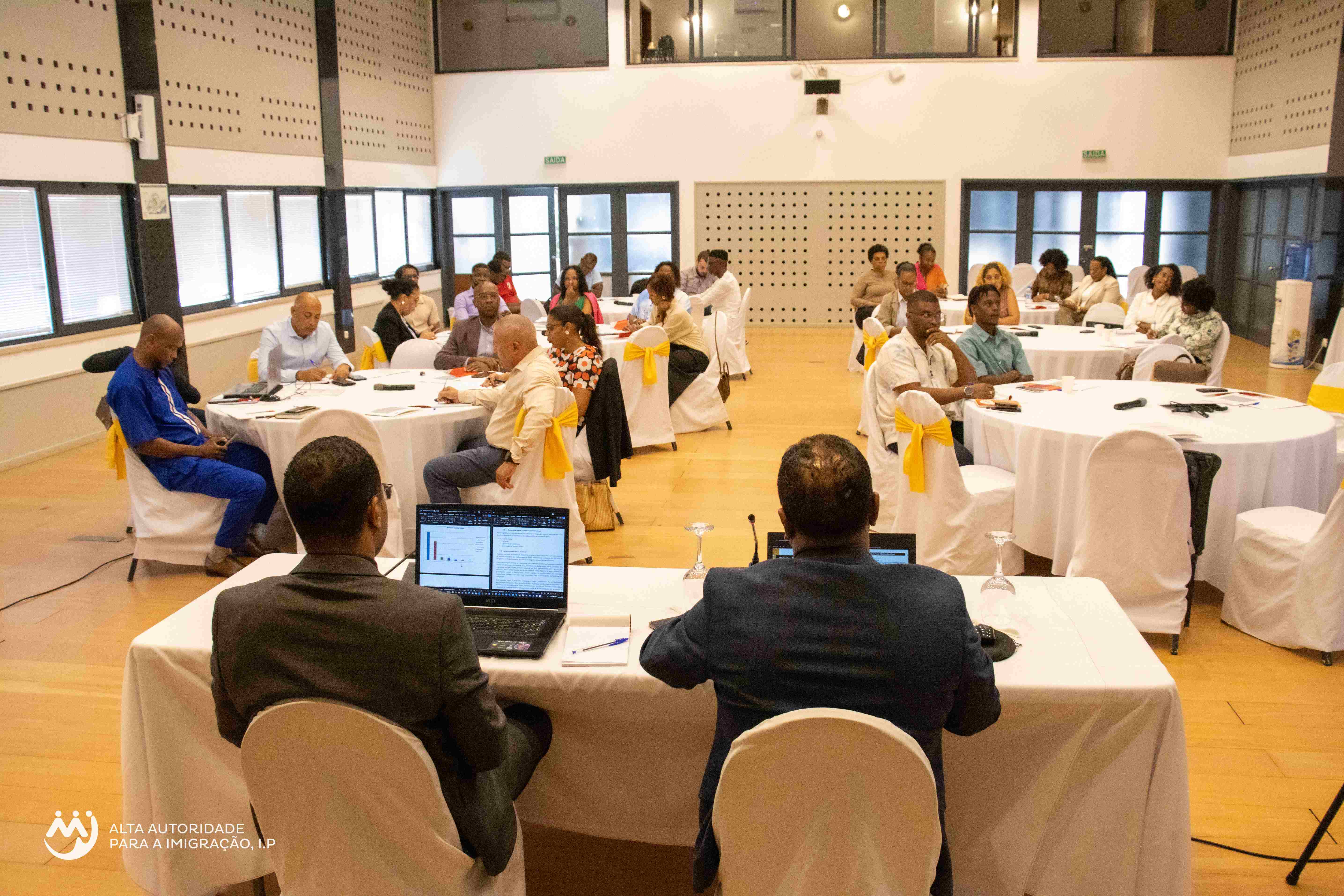 Workshop_de_apresentação_da_avaliação_dos_serviços_de_atendimento_da_Alta_Autoridade_para_a_Imigração_capa.jpg